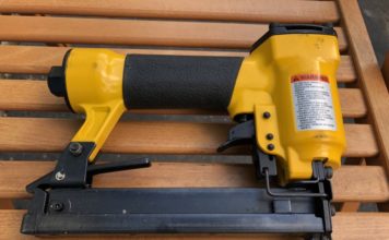 Пневматический степлер – особенности эксплуатации и применения