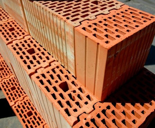 Поризованные керамические блоки: состав, технология, применение