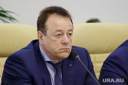 Губернатор Махонин ищет замену пяти главам территорий