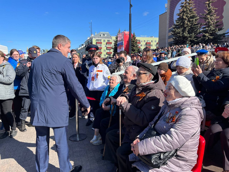 Парад Победы, концерты, фейерверк — как Пермь празднует 9 Мая. Онлайн-трансляция